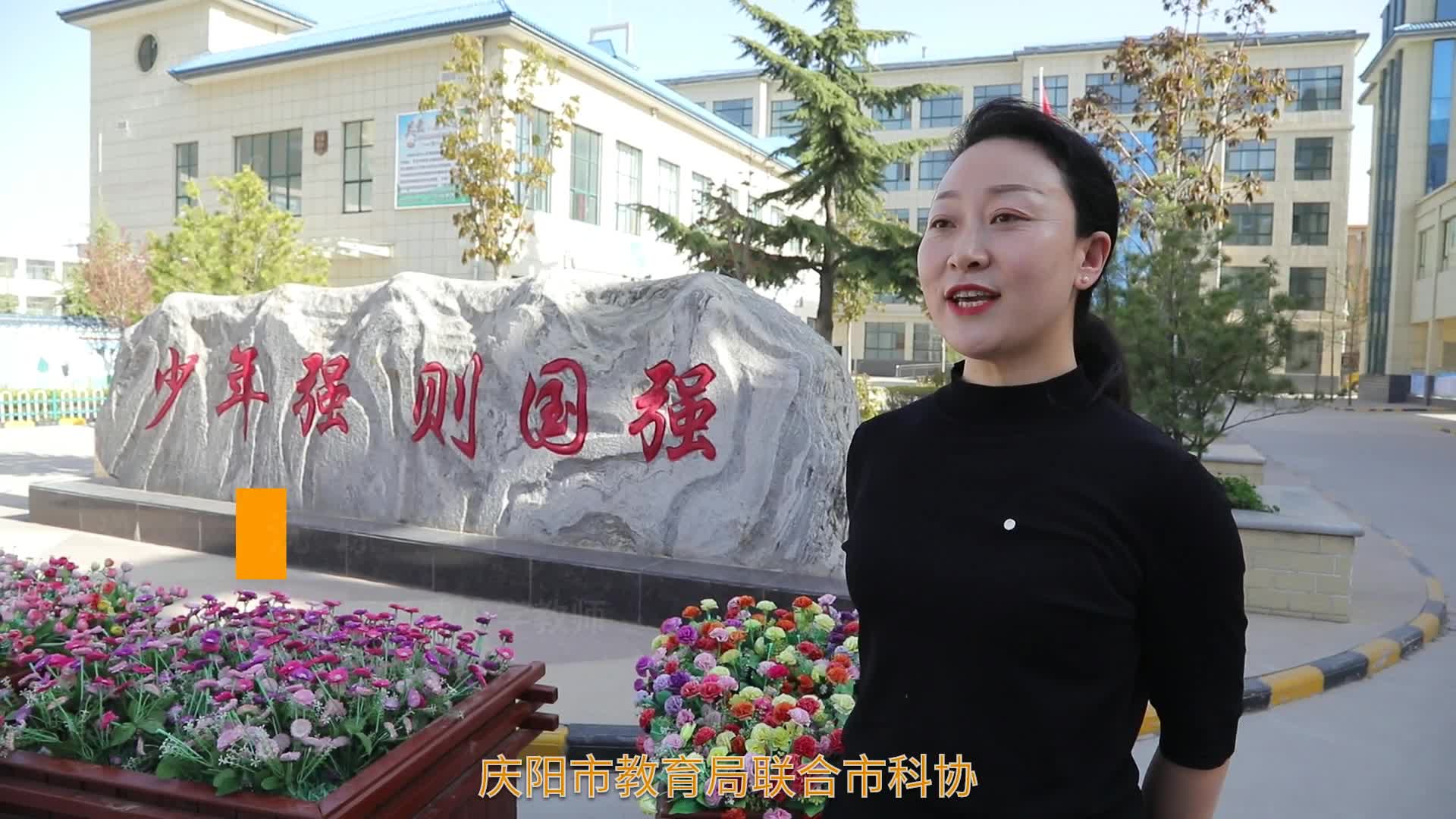 【第一眼】贊！科普知識(shí)進(jìn)校園，讓學(xué)生“零距離”感受科技魅力……