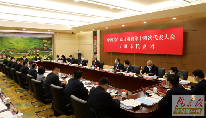 尹弘?yún)⒓討c陽(yáng)市代表團(tuán)討論時(shí)強(qiáng)調(diào)：緊盯“六新”目標(biāo)抓落實(shí)見(jiàn)行動(dòng)，有力支撐全省經(jīng)濟(jì)社會(huì)高質(zhì)量發(fā)展