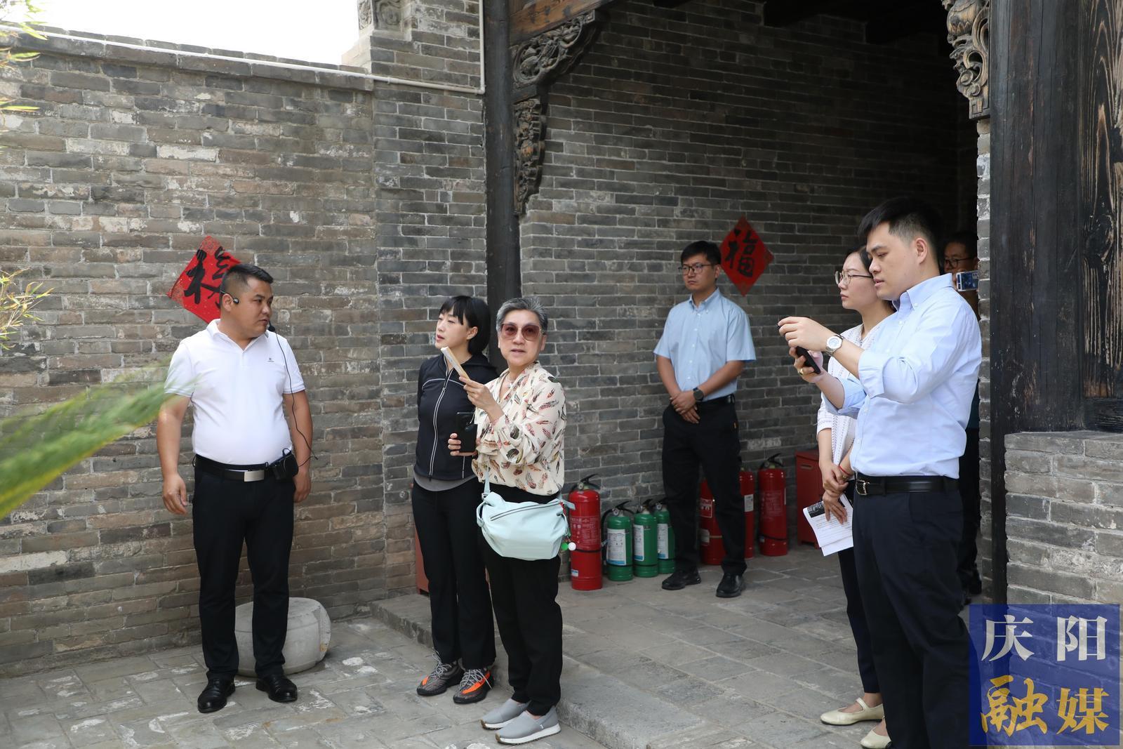 泰國(guó)駐西安總領(lǐng)事韓美玲一行來(lái)慶陽(yáng)市進(jìn)行考察訪(fǎng)問(wèn)